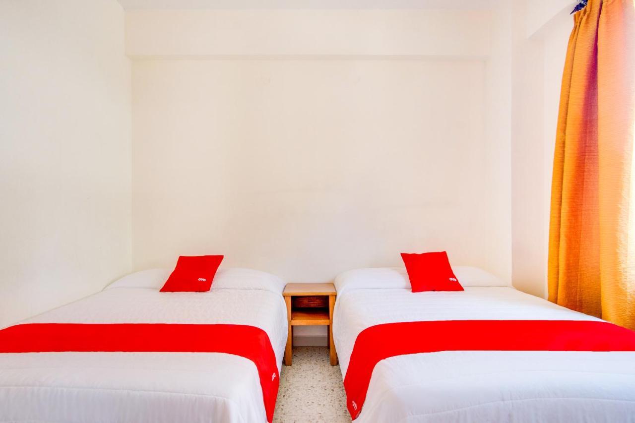 Hotel La Estancia Colima Zewnętrze zdjęcie